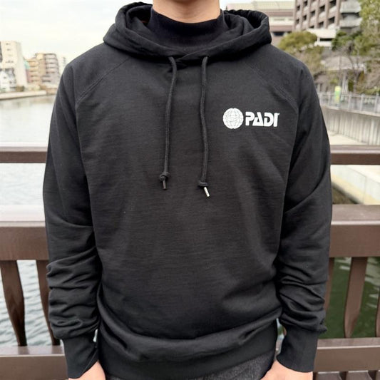 PADI x Pure Waste フーディー(シャークフィン サンセット)